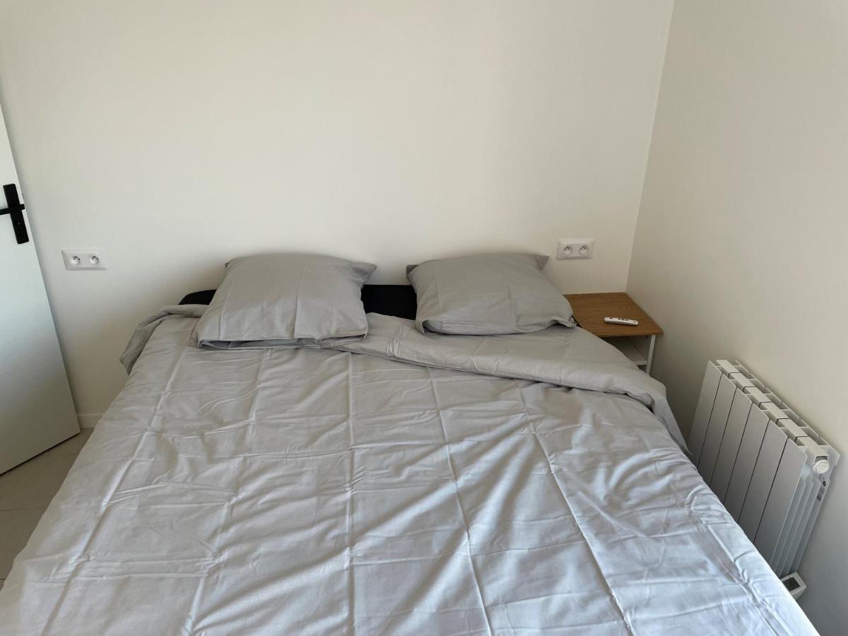 Appartement 2 Chambre Drancy Kültér fotó
