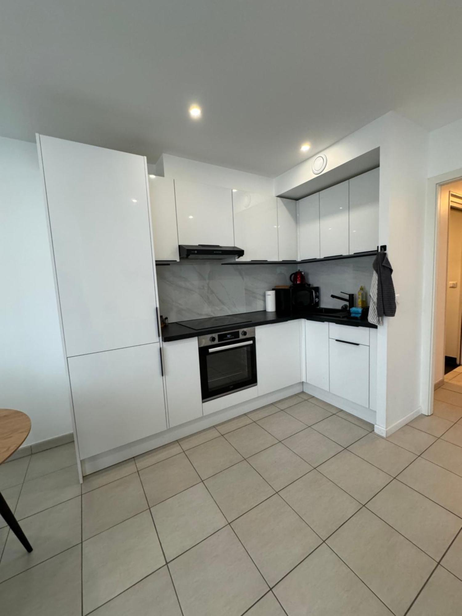 Appartement 2 Chambre Drancy Kültér fotó